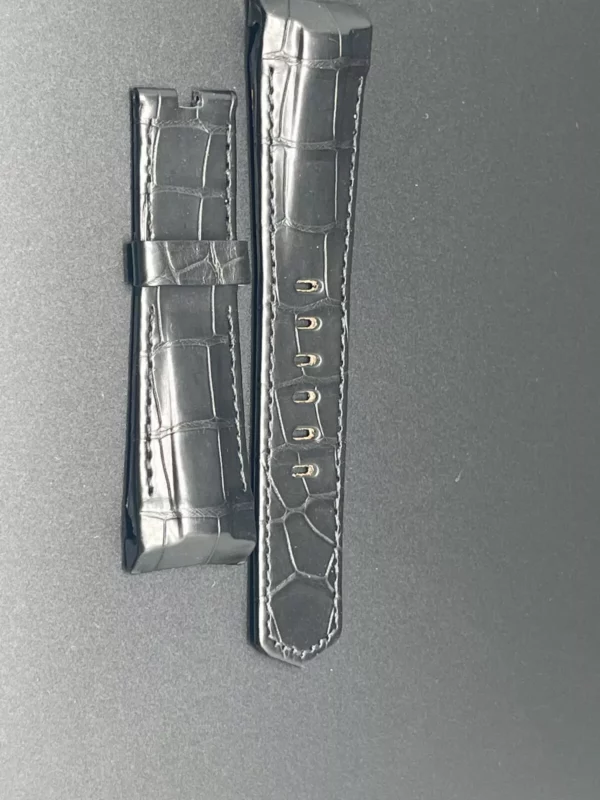 Bracelet croco noir Corum admiralcup25X21 pour boucle déployante Réf 0480/00326
